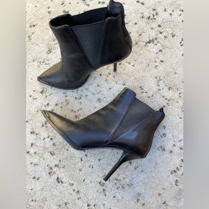 Acne Studios Leather Boots / size 40 (fits 9-9.5)